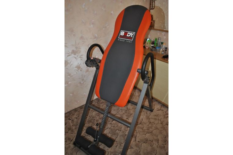 Инверсионный стол Body Sculpture BI-2100E фото 1