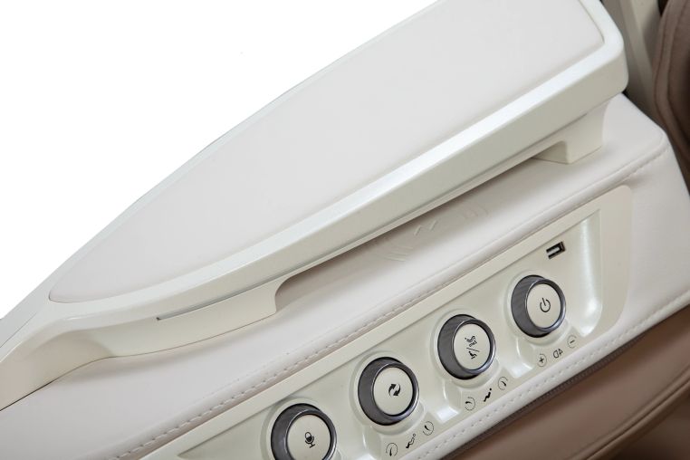 Домашнее массажное кресло Casada Skyliner 3 бежевое фото 8
