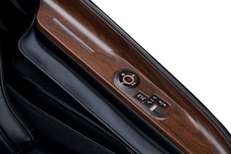 Массажное кресло Bodo Brilliance Black фото 6