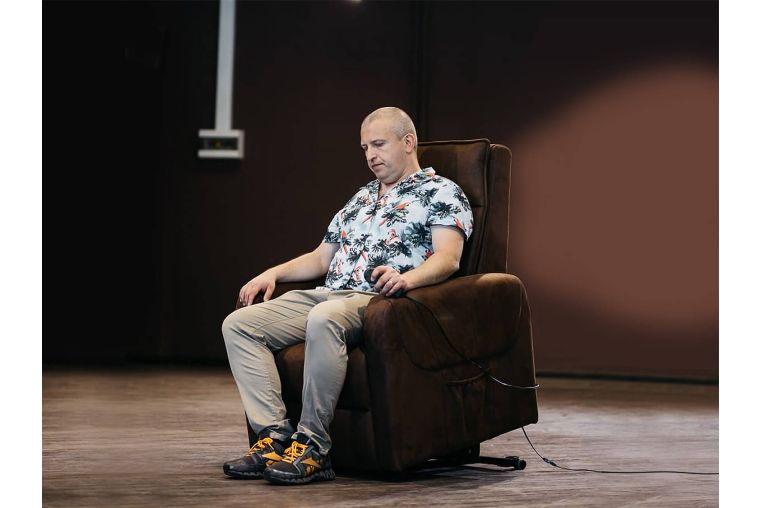 Массажное кресло EGO Lift Chair 4004 Шоколад фото 6