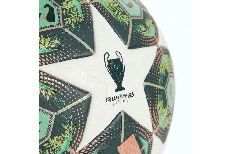 Мяч футбольный Adidas UCL PRO, FIFA Quality Pro JH1279 р.5 фото 2