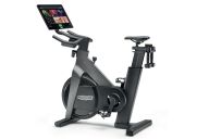 Вертикальный велотренажер Technogym Bike