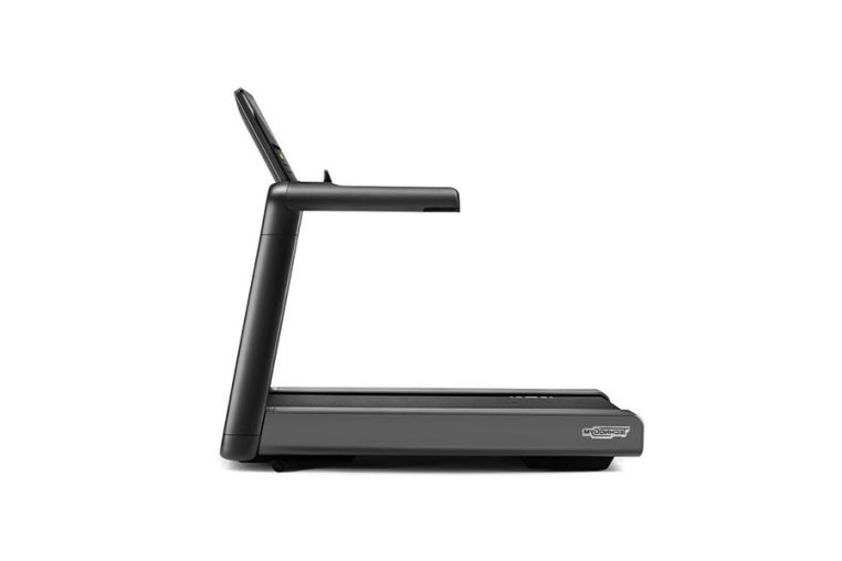 Беговая дорожка Technogym Excite Live Run 500 фото 2